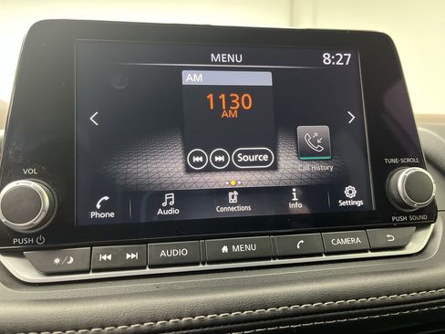 Used 2023 Nissan Rogue S image 17