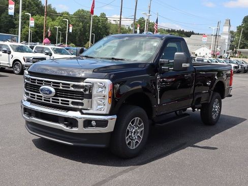 New 2025 Ford F350 XLT image 12