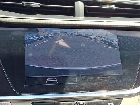 Used 2023 Buick Encore GX Preferred FWD image 17