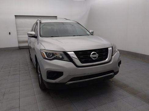 Used 2020 Nissan Pathfinder S image 13
