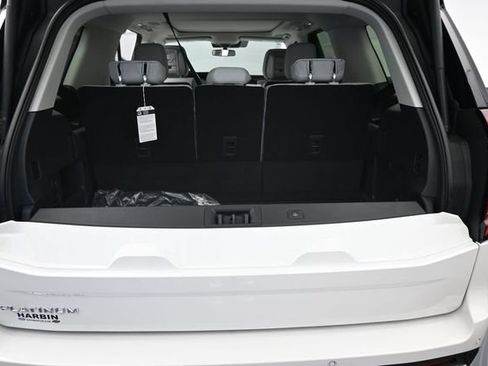 New 2026 Ford Expedition Platinum w/ Driver's Package AWD/4WD image 8