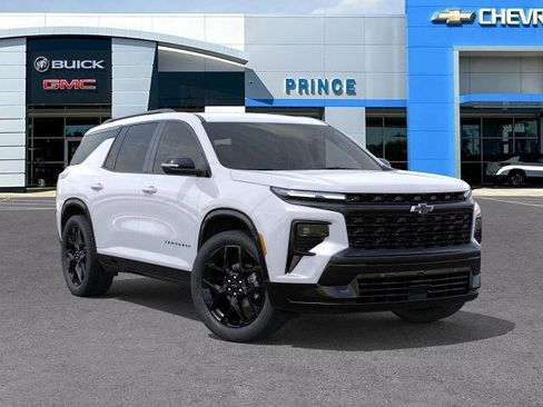 New 2026 Chevrolet Traverse RS w/ LPO, Floor Liner Package image 7