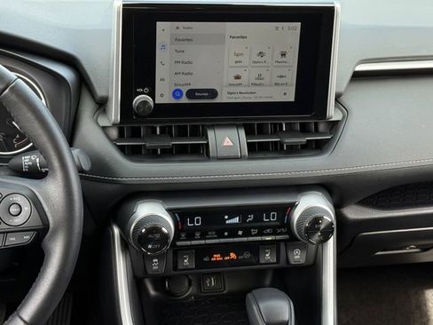 Used 2025 Toyota RAV4 XLE w/ Weather Package image 17