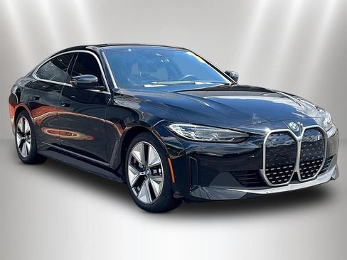 Used 2024 BMW i4 xDrive40i w/ Premium Package AWD/4WD image 3