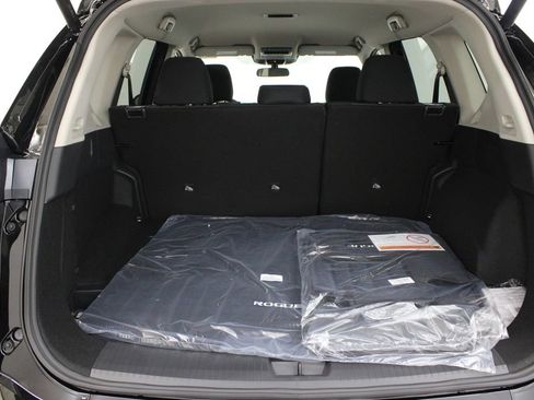 New 2026 Nissan Rogue SV image 27