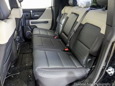 New 2026 GMC Hummer EV SUV image 9