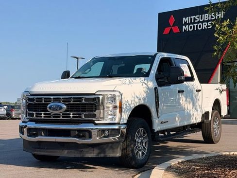 Used 2025 Ford F250 XLT AWD/4WD image 8