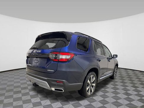 New 2025 Honda Pilot Touring image 5