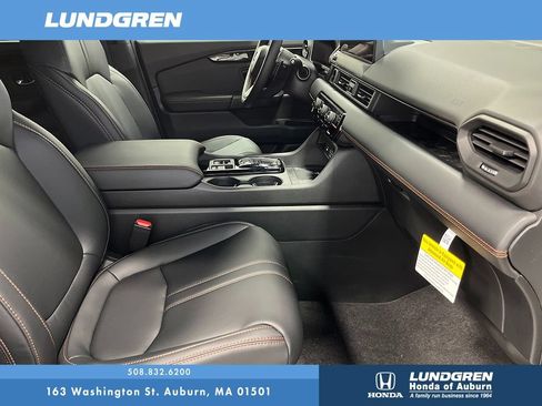 New 2026 Honda Pilot TrailSport image 9