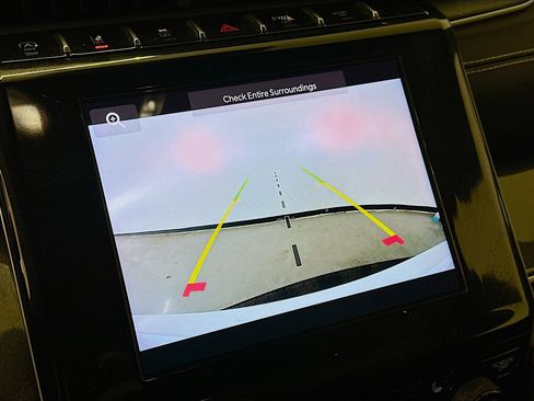 Used 2023 Jeep Grand Cherokee Altitude image 22