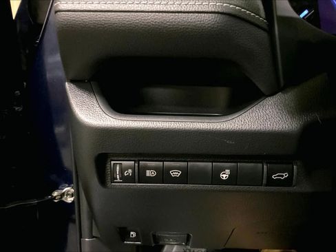 Used 2023 Toyota RAV4 XLE Premium image 34