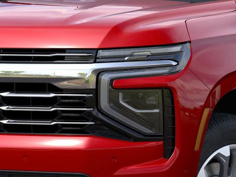 New 2025 Chevrolet Suburban LT w/ Comfort Package image 10