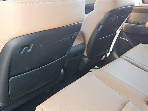 Used 2024 Hyundai Santa Fe Limited image 20