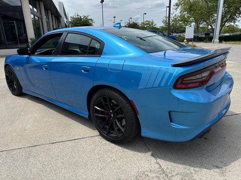 Used 2023 Dodge Charger Scat Pack w/ Plus Group RWD image 9