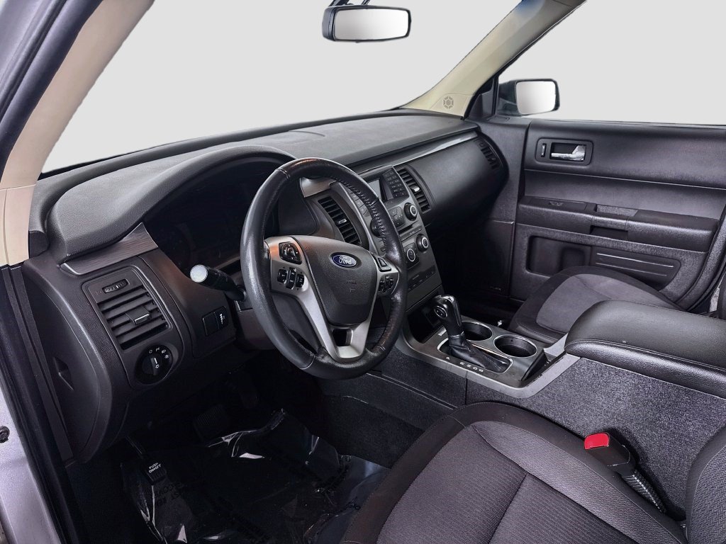 Used 2019 Ford Flex SE FWD image 21