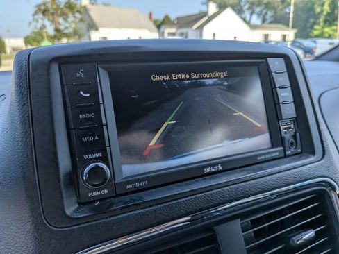 Used 2019 Dodge Grand Caravan SXT FWD image 47