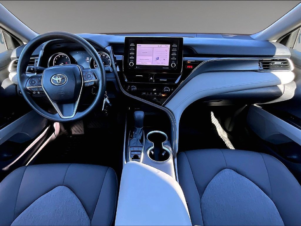 Used 2024 Toyota Camry LE AWD/4WD image 21