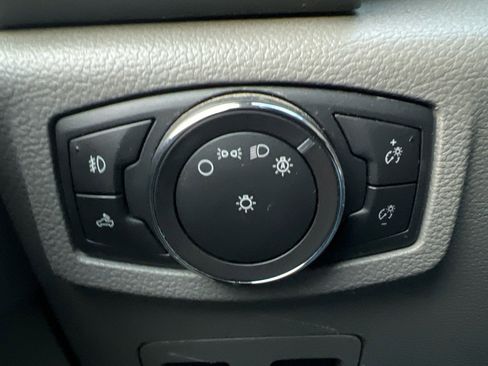 Used 2018 Ford F150 XLT w/ Equipment Group 302A Luxury image 22