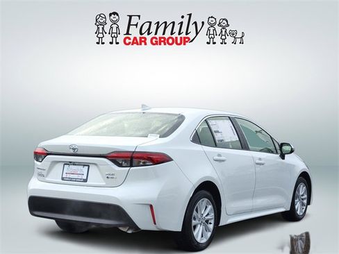 New 2026 Toyota Corolla XLE image 4