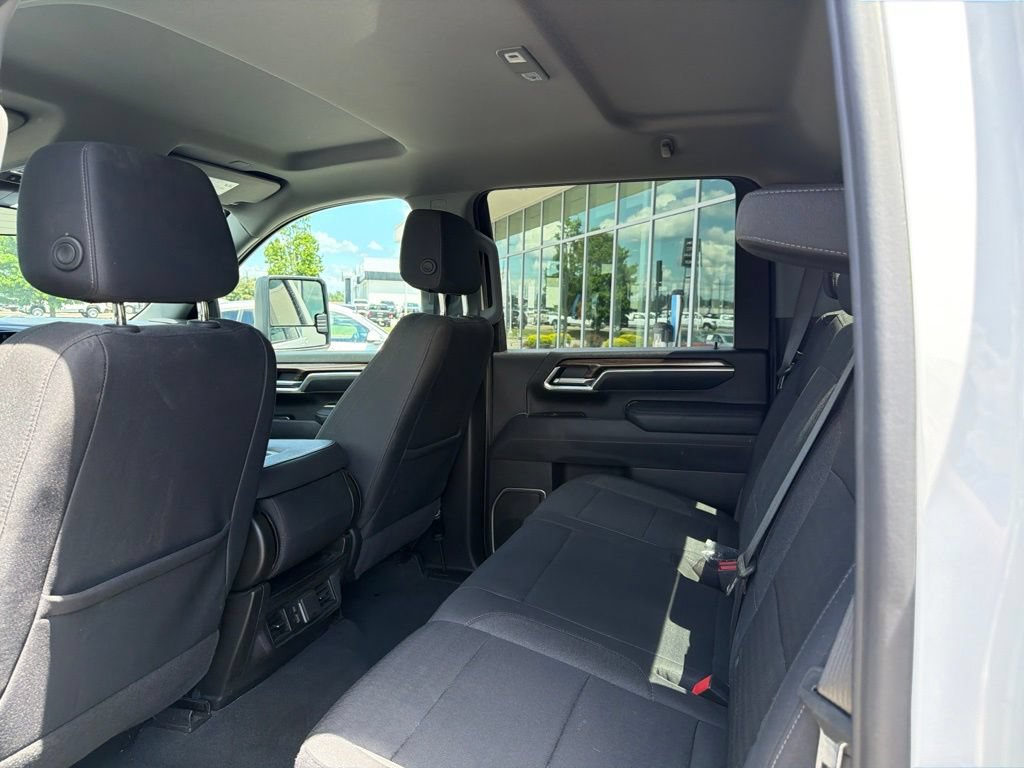 Used 2025 Chevrolet Silverado 2500 LT w/ Convenience Package AWD/4WD image 28