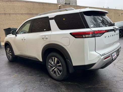 New 2025 Nissan Pathfinder SL AWD/4WD image 18