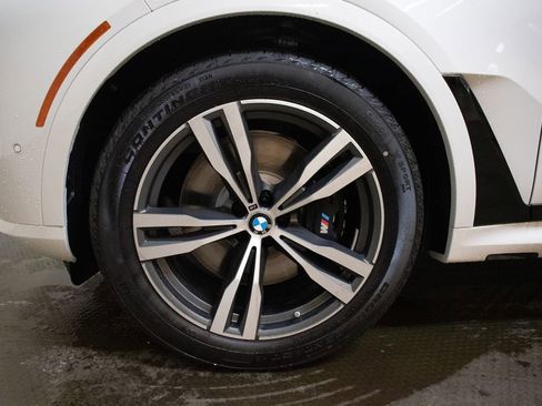 New 2026 BMW X7 xDrive40i w/ M Sport Package image 9