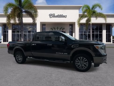 Used 2017 Nissan Titan Platinum Reserve image 17