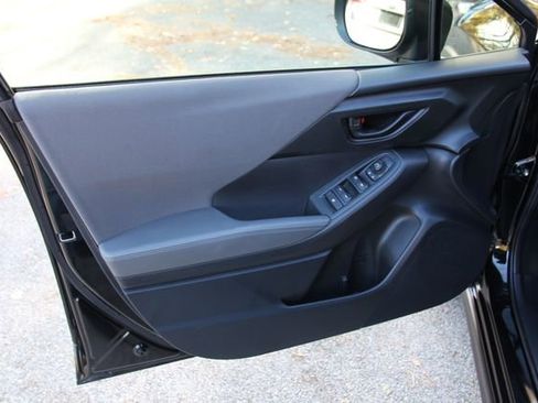 Certified 2024 Subaru Crosstrek 2.0i Premium image 15