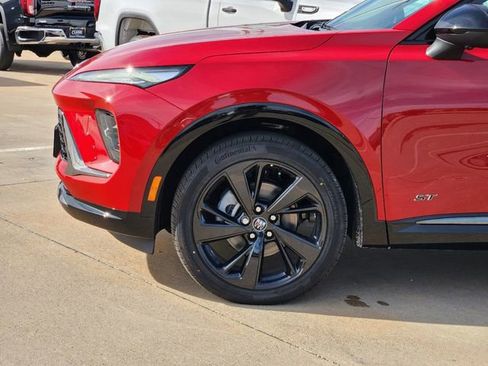 New 2025 Buick Envision Sport Touring image 8