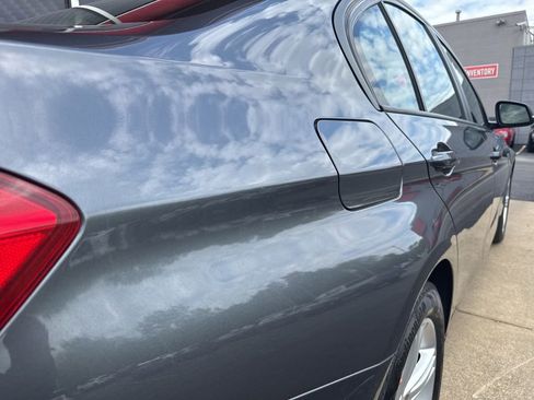 Used 2013 BMW 328i xDrive Sedan AWD/4WD image 5