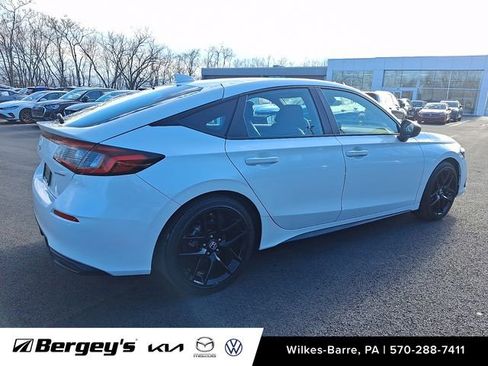 Used 2023 Honda Civic Sport image 5