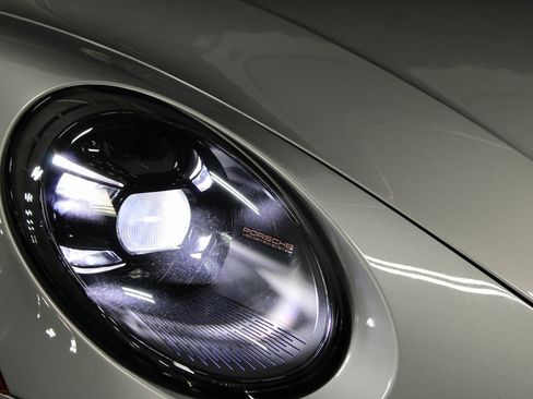 Certified 2024 Porsche 911 Carrera 4 GTS image 15