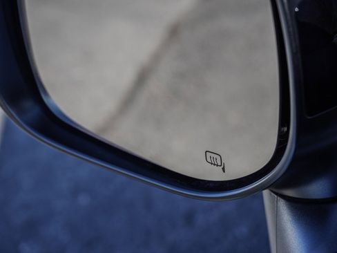 Used 2022 Subaru Ascent Limited w/ Technology Package image 19