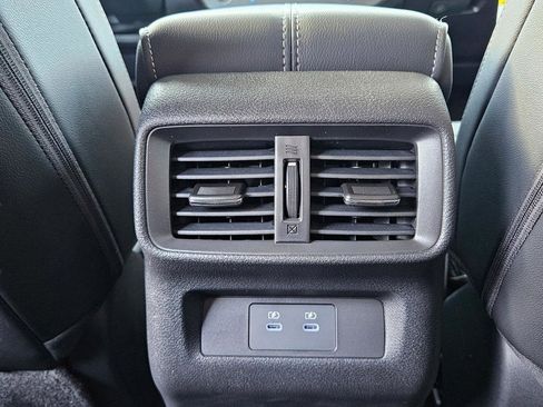 New 2026 Nissan Murano SV image 16