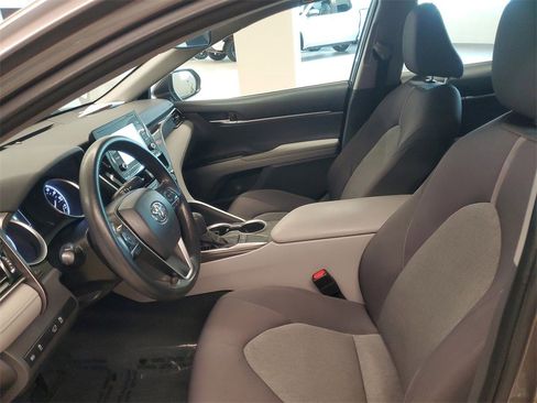 Certified 2022 Toyota Camry LE image 14