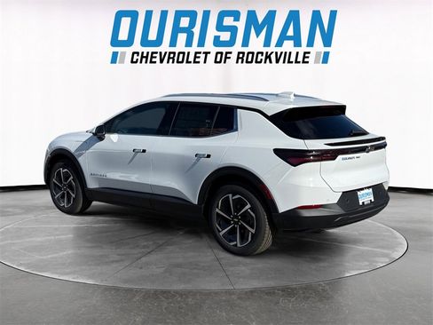 New 2026 Chevrolet Equinox EV LT image 4