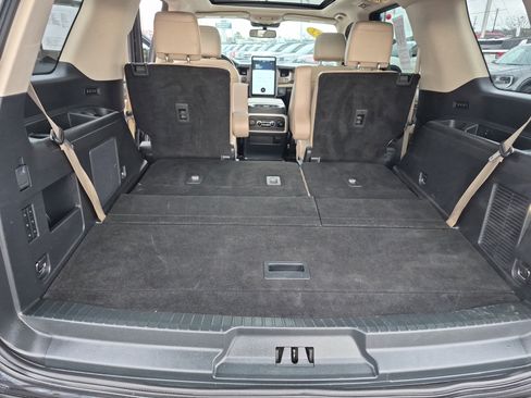 Certified 2023 Ford Expedition Limited image 19