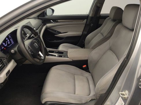 Used 2018 Honda Accord LX image 17
