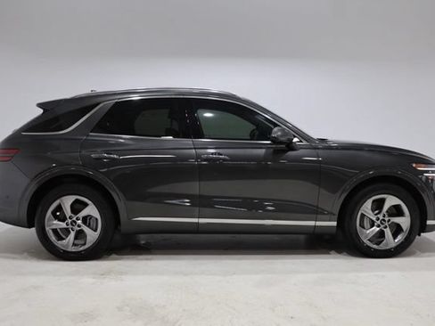 Used 2026 Genesis GV70 2.5T Advanced AWD/4WD image 9