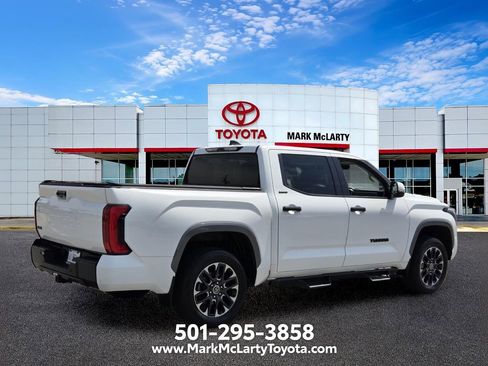 Used 2023 Toyota Tundra Limited AWD/4WD image 5