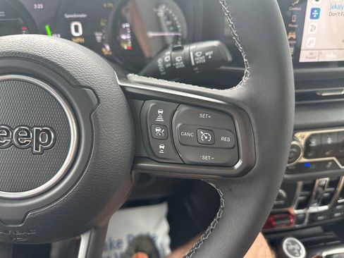 New 2025 Jeep Wrangler Willys 4xe image 60