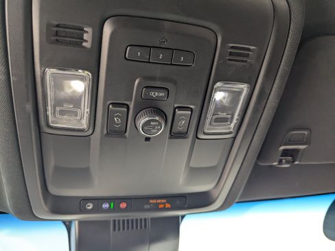 Used 2024 Chevrolet Suburban RST w/ Luxury Package AWD/4WD image 23