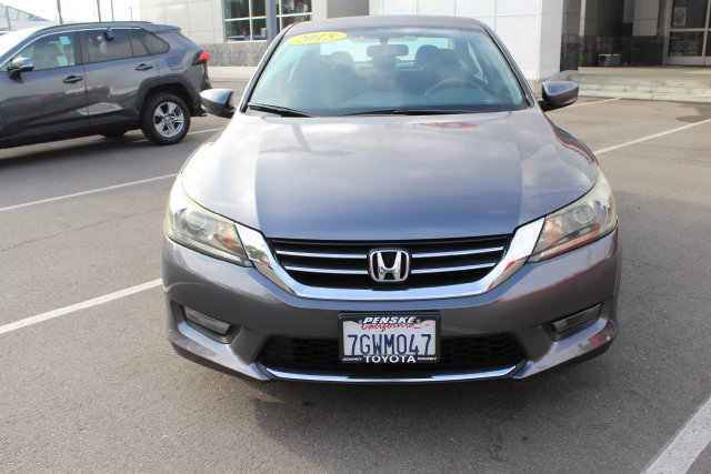 Used 2015 Honda Accord Sport image 3