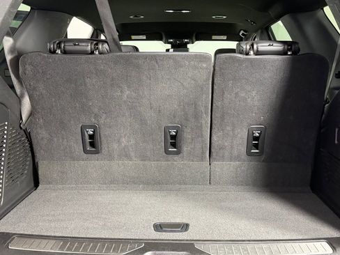 Used 2025 GMC Yukon Denali image 34