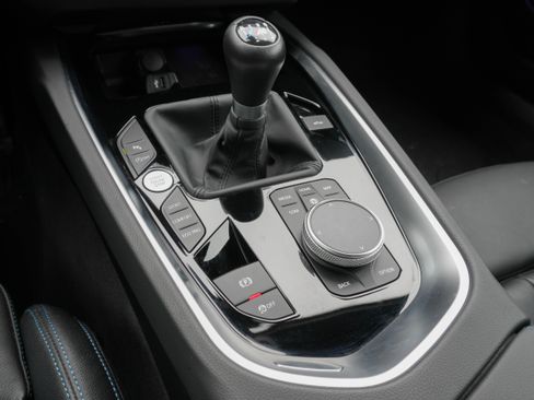 Used 2026 BMW Z4 M40i RWD image 28