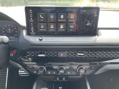 Used 2025 Honda Accord Sport image 36