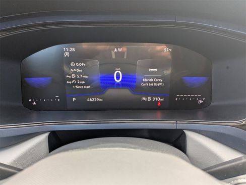 Used 2024 Volkswagen Taos SE image 30