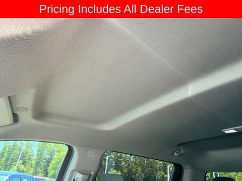 Used 2024 GMC Sierra 1500 Elevation AWD/4WD image 6