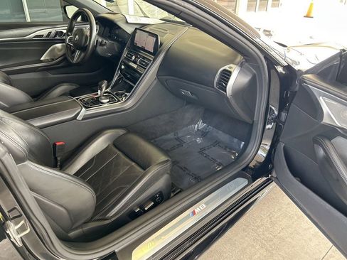 Used 2020 BMW M8 Convertible image 23