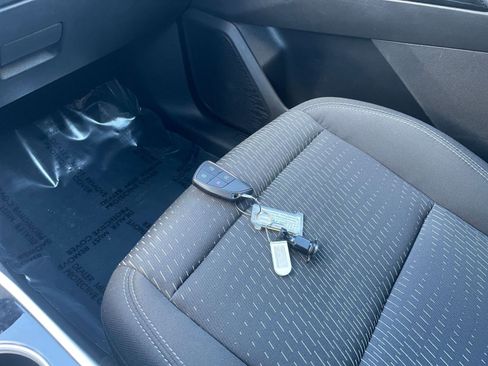 Used 2025 Chevrolet Equinox LT image 21